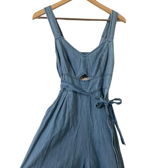 ANTHROPOLOGIE Chambray Wide Leg Jumpsuit - Picture 5 of 13